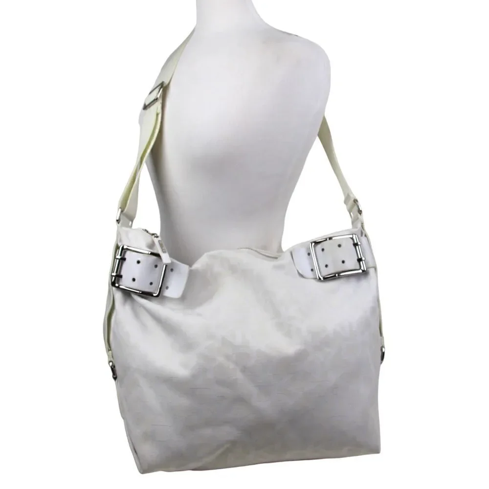Dkny large signature